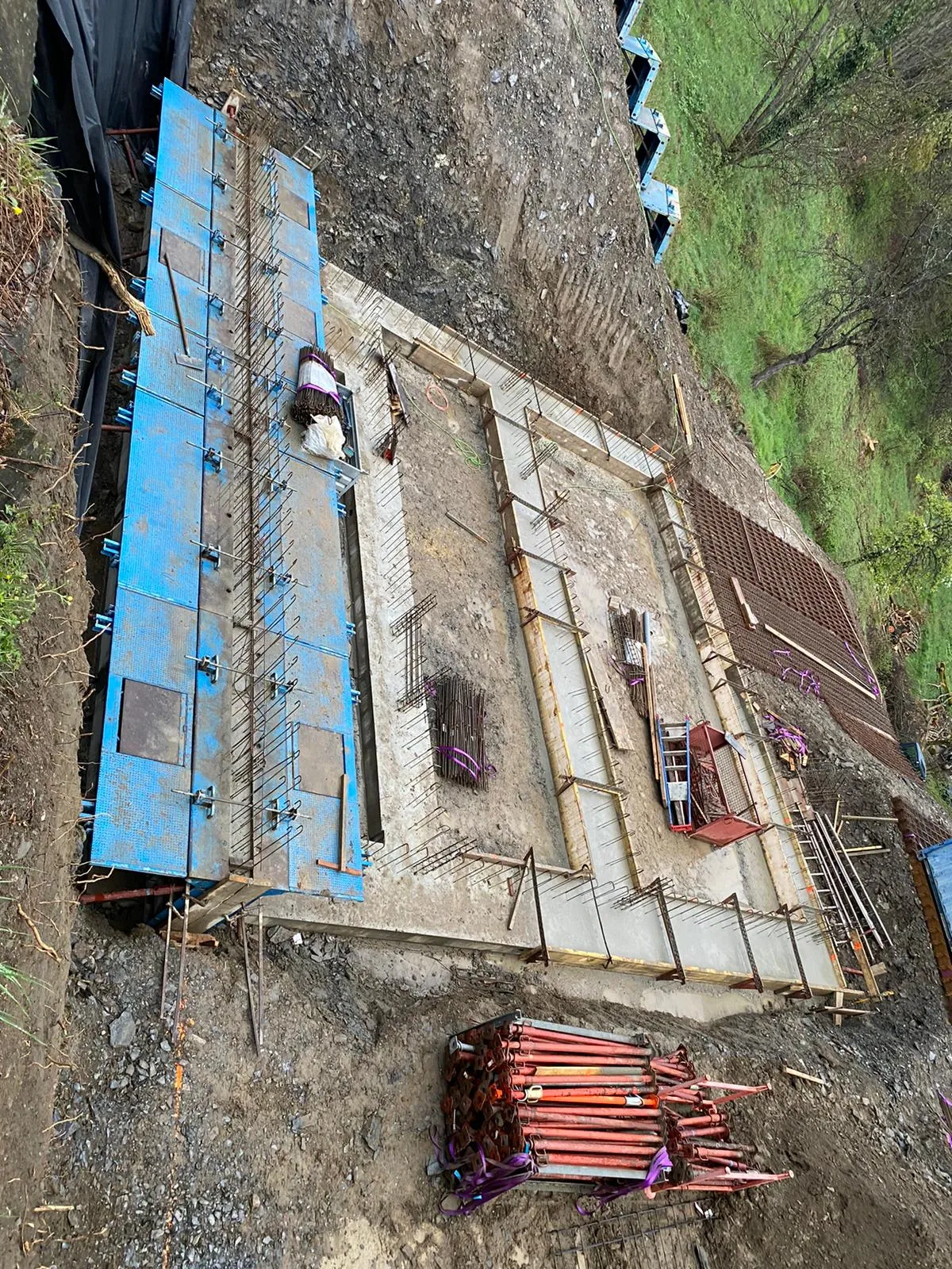 Mur de soutènement en chantier